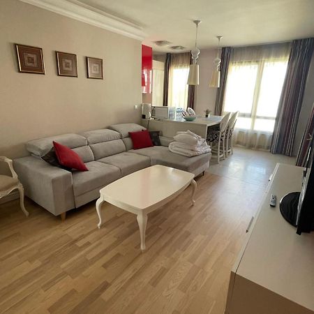 Luxury Gated Apartment Sofia Esterno foto