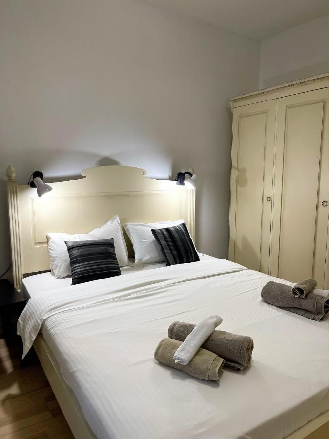 Luxury Gated Apartment Sofia Esterno foto